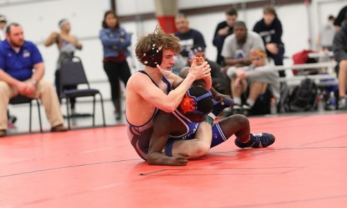 Shelnutt domainating his opponent at the Mustang Open