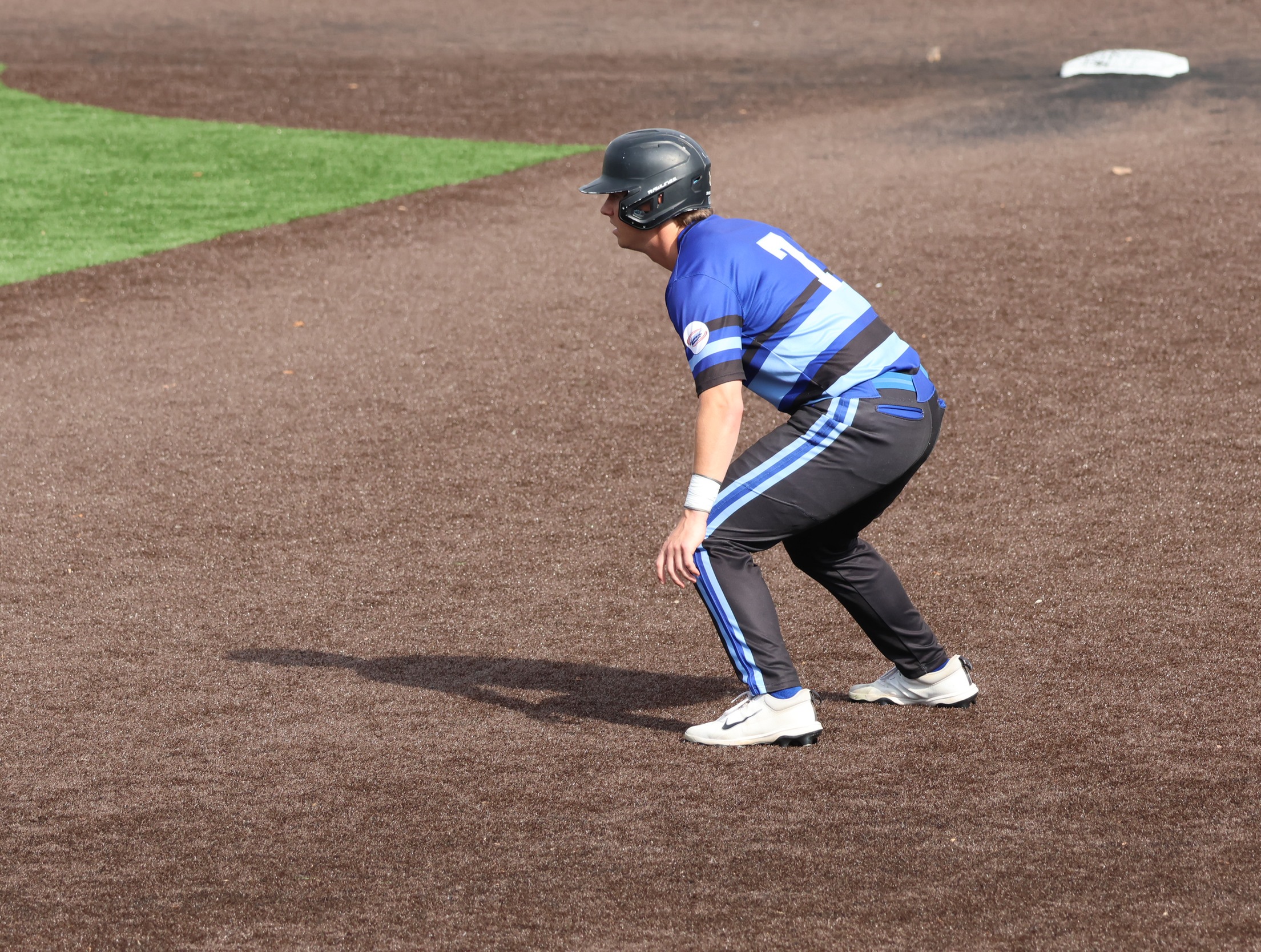Mustangs Swept By Patriots